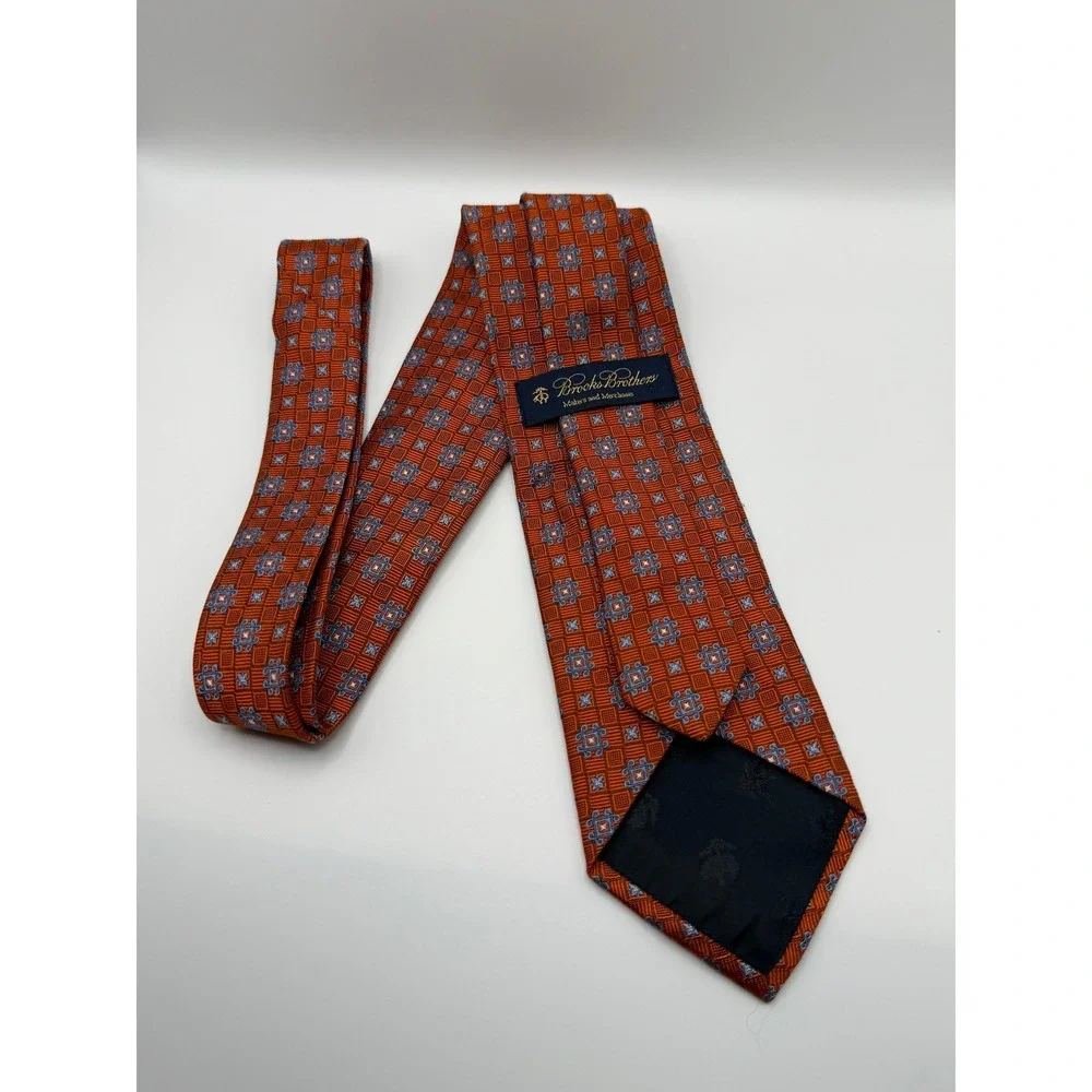 Brooks Brothers Tie 3.75